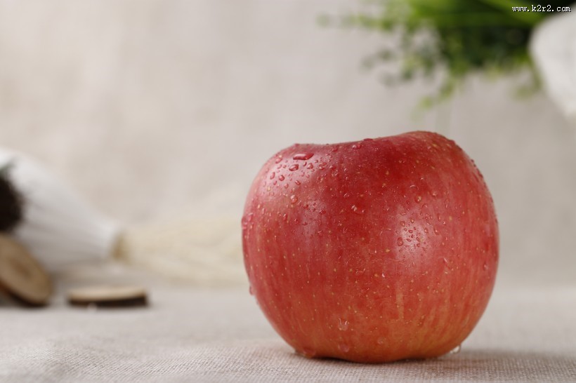 脆甜美味的苹果图片