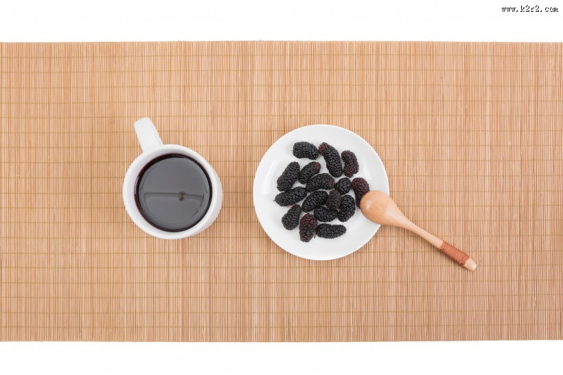 酸甜可口的桑葚图片