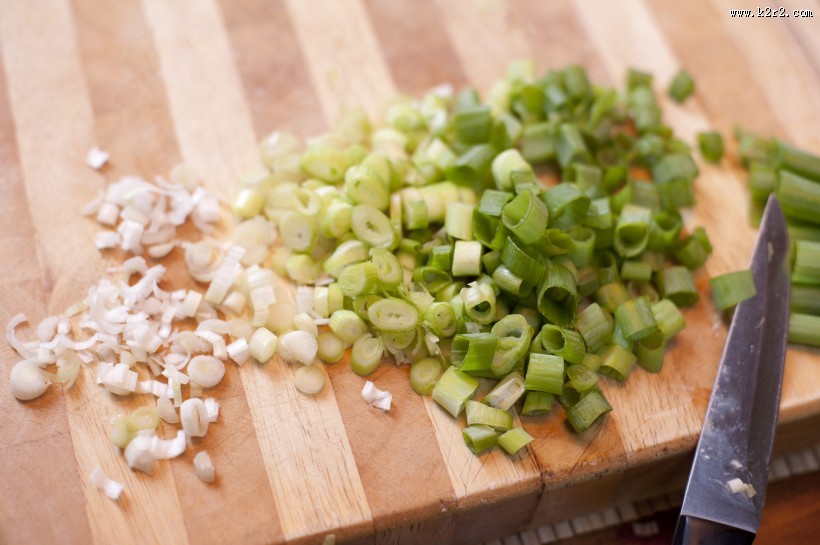 切好的葱花图片