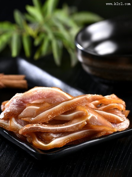 好吃的凉拌麻辣耳丝图片