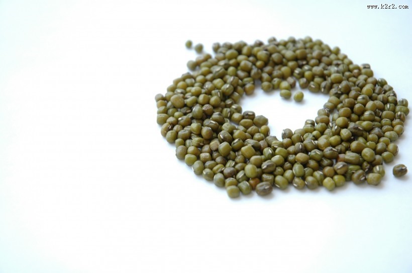 清凉解暑的绿豆图片