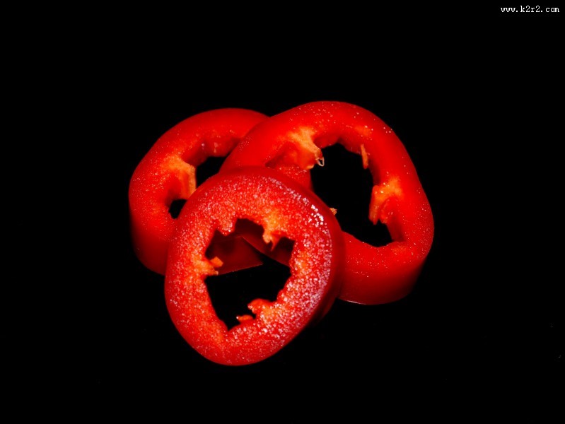 鲜红的辣椒图片