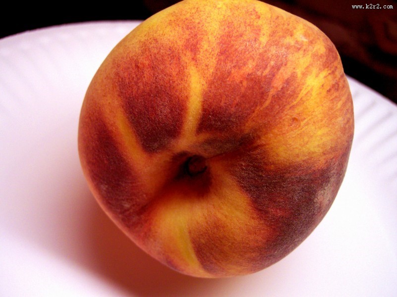 新鲜好吃的水蜜桃图片