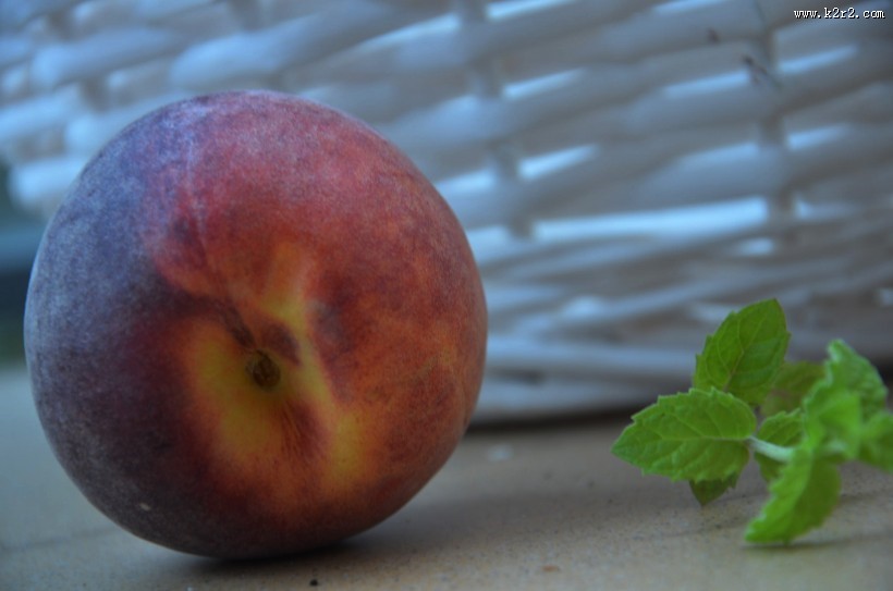 新鲜好吃的水蜜桃图片