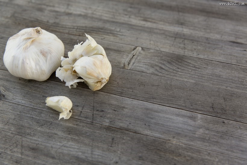 厨房里的大蒜图片