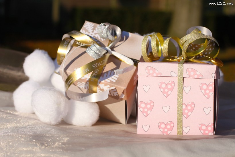 精美的礼物包装盒图片