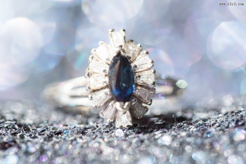 唯美的婚戒图片