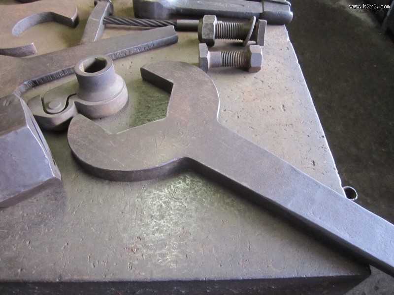 五金扳手高清图片