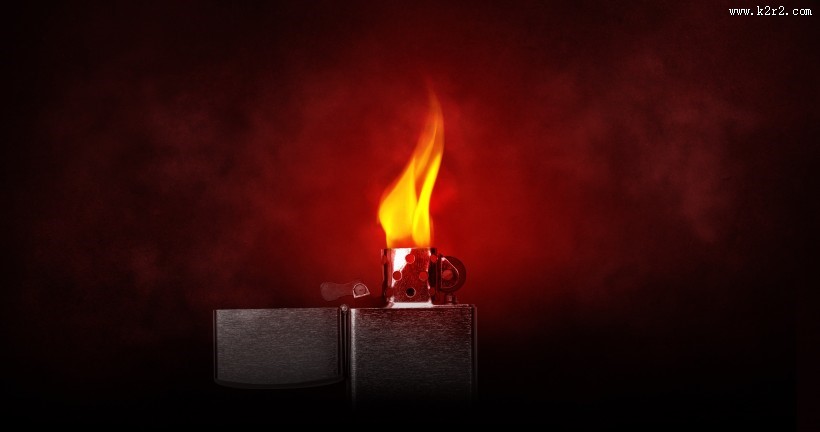 打着的打火机图片