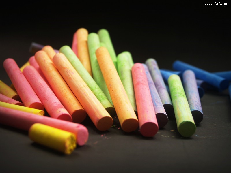 彩色的粉笔图片