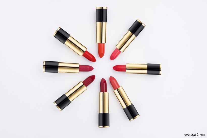 颜色鲜艳的美妆口红图片