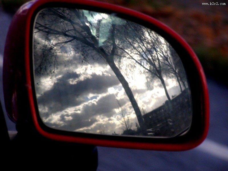 汽车的后视镜图片