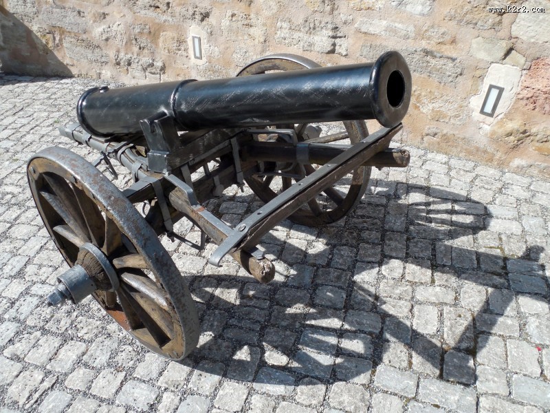 威力巨大的老式火炮图片大全