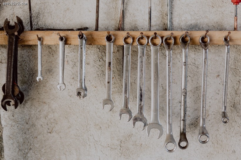 各种尺寸的扳手图片大全