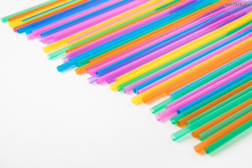 五颜六色的吸管图片