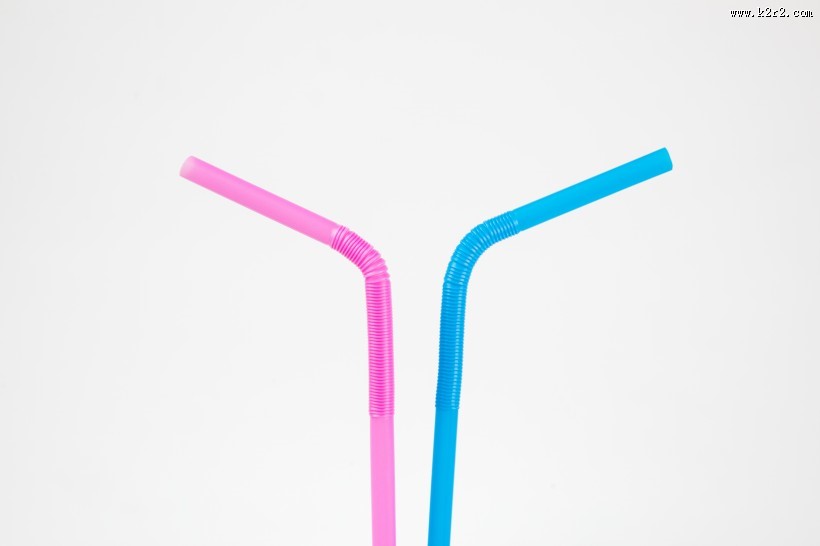 五颜六色的吸管图片