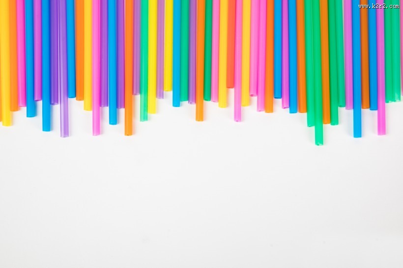 五颜六色的吸管图片