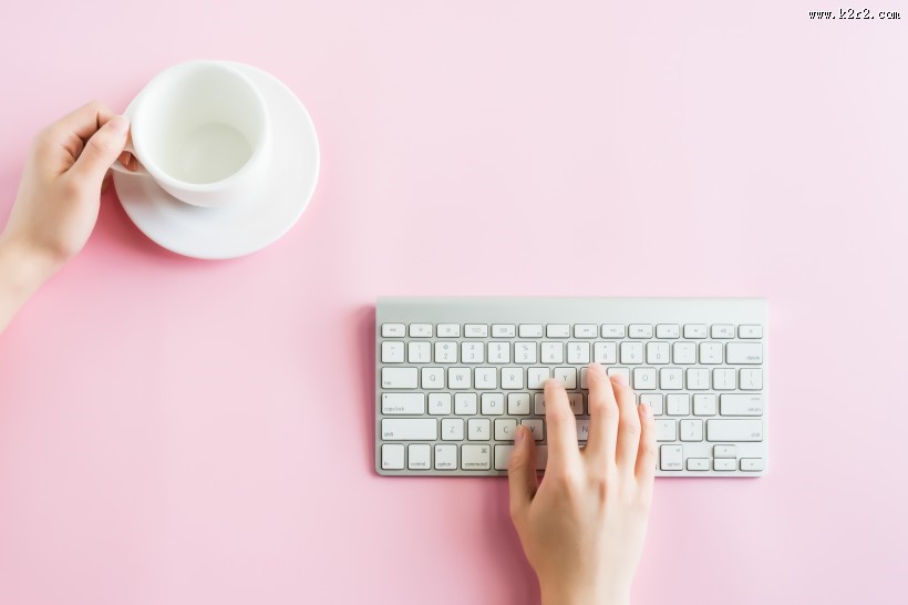 白色键盘图片