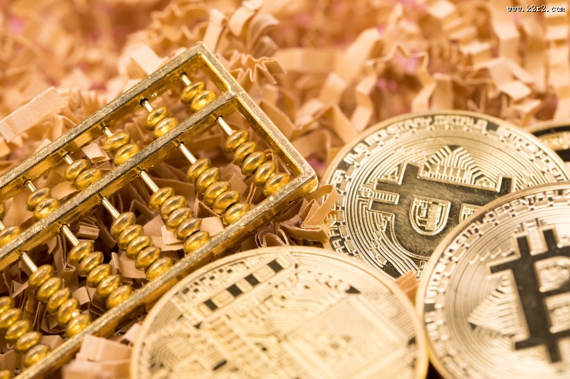 黄灿灿的金币图片