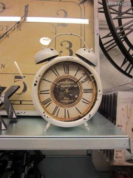 精致小巧的闹钟图片大全