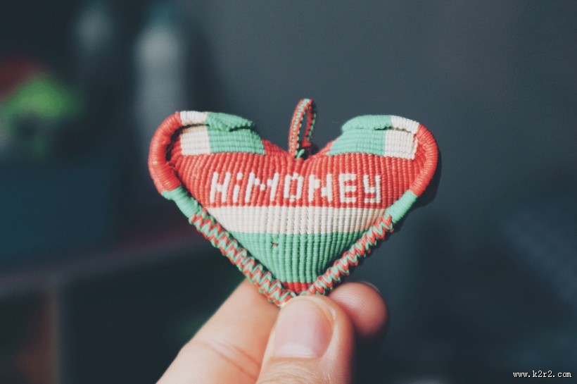 各种样式的心形配饰图片