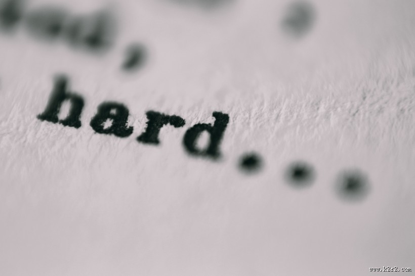 复古打字机的特写图片