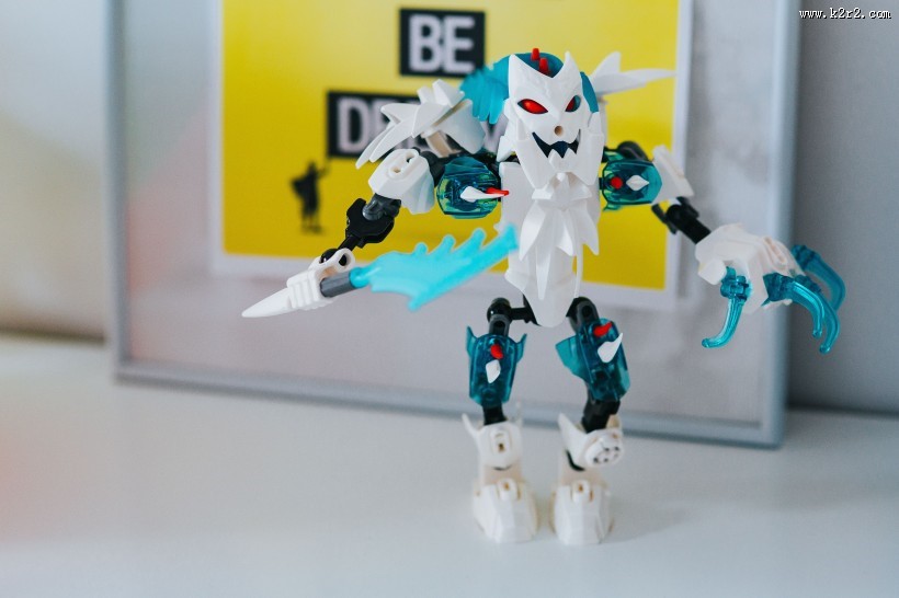 儿童房里玩具图片