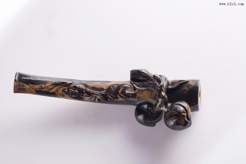 复古木质雕刻烟嘴图片