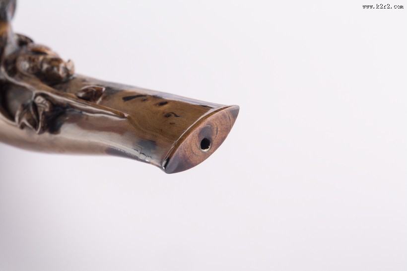 复古木质雕刻烟嘴图片