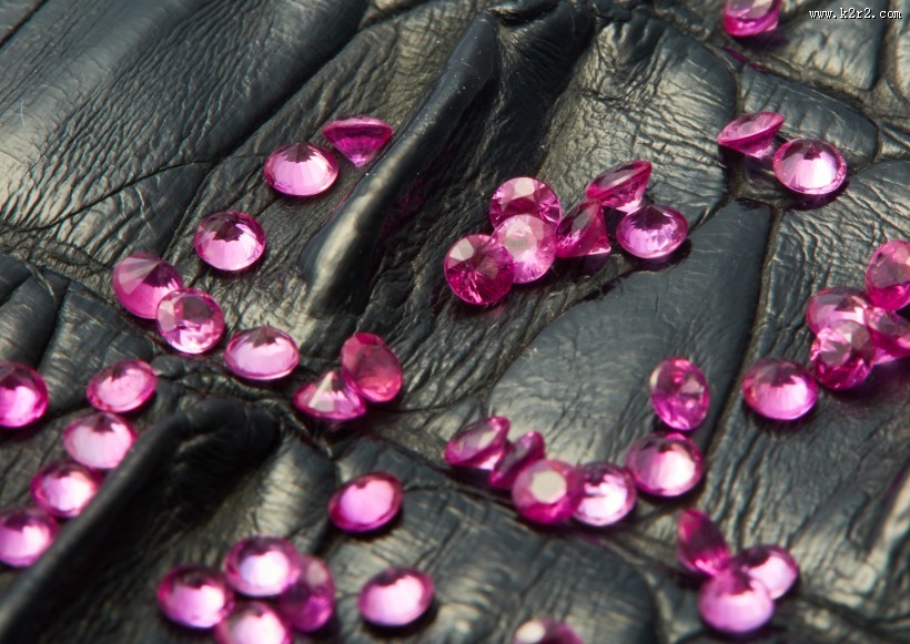 各种颜色的钻石图片