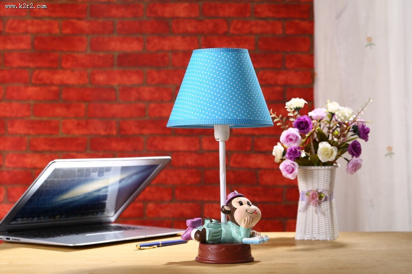 卡通小猴子台灯图片