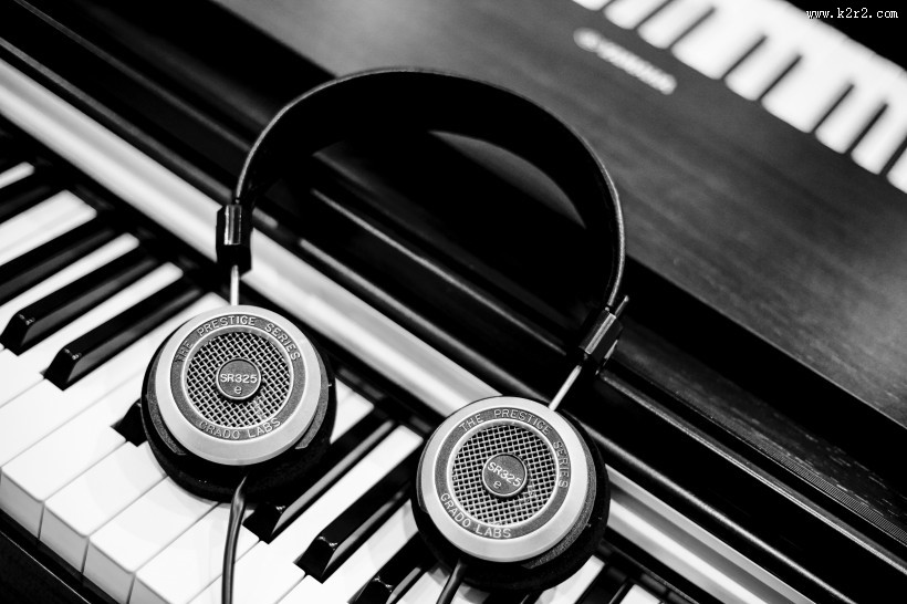 头戴式耳机高清图片