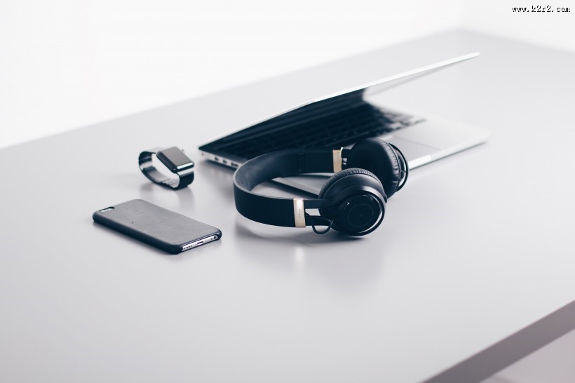 头戴式耳机高清图片