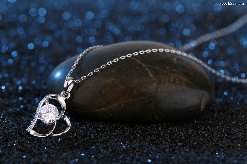 精致好看的项链图片