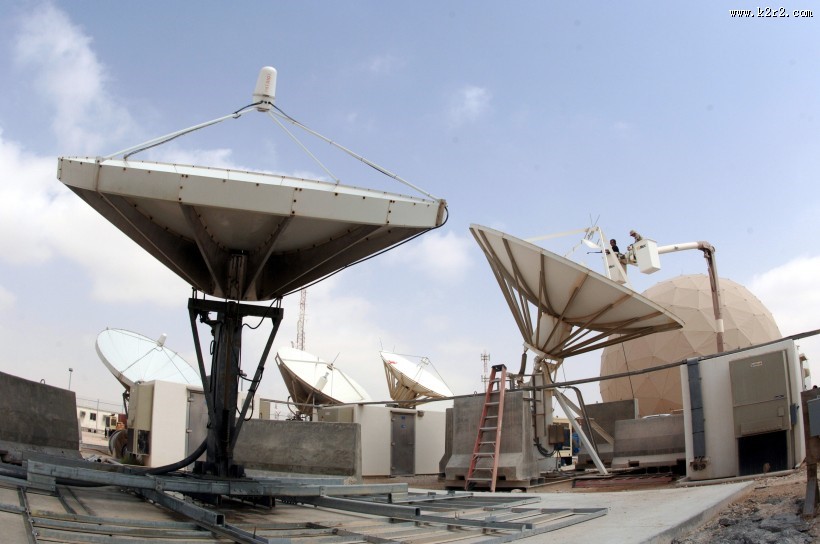 精准的天线接收器图片