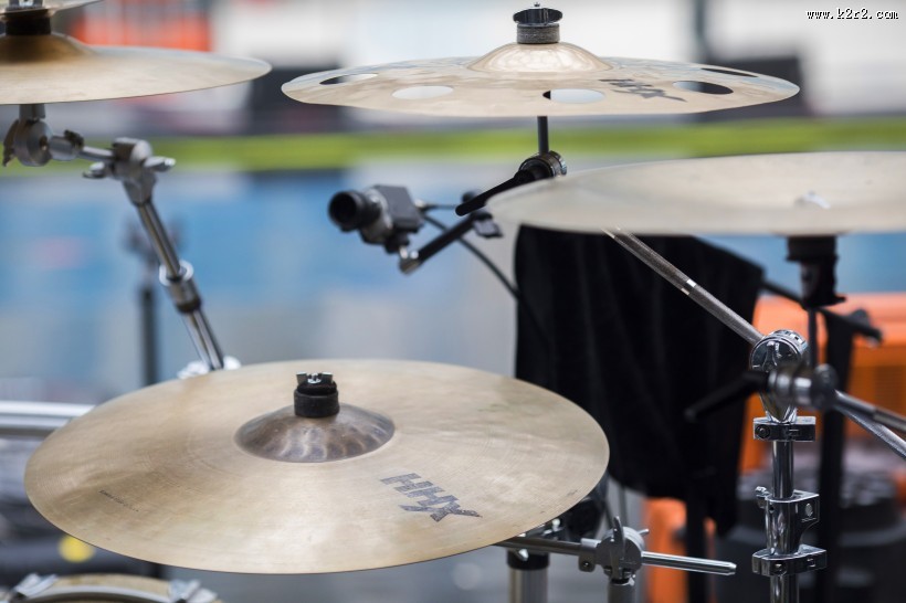 打击乐器架子鼓图片