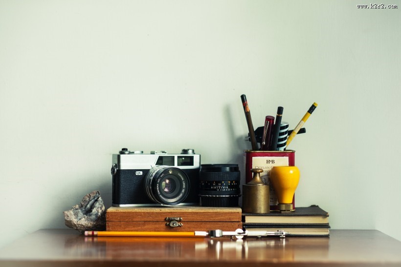 不同型号的佳能相机图片