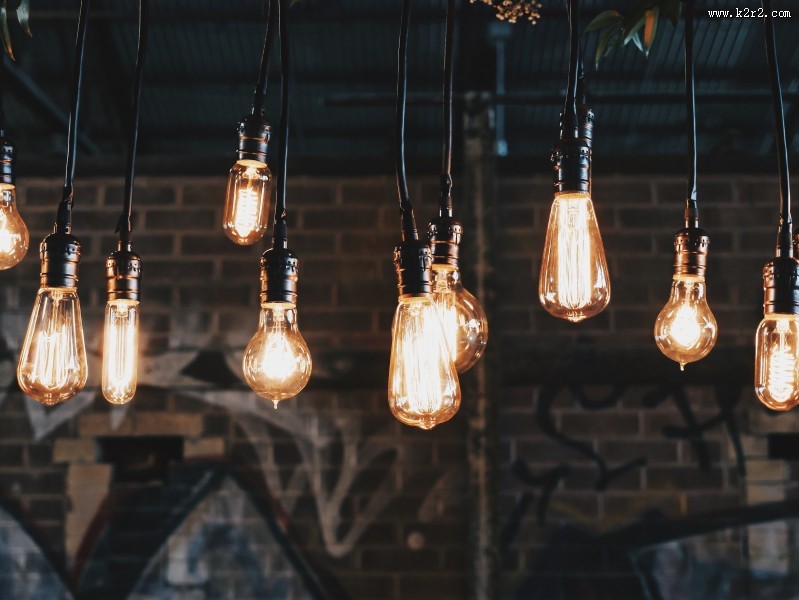 工业风装饰用的灯泡图片