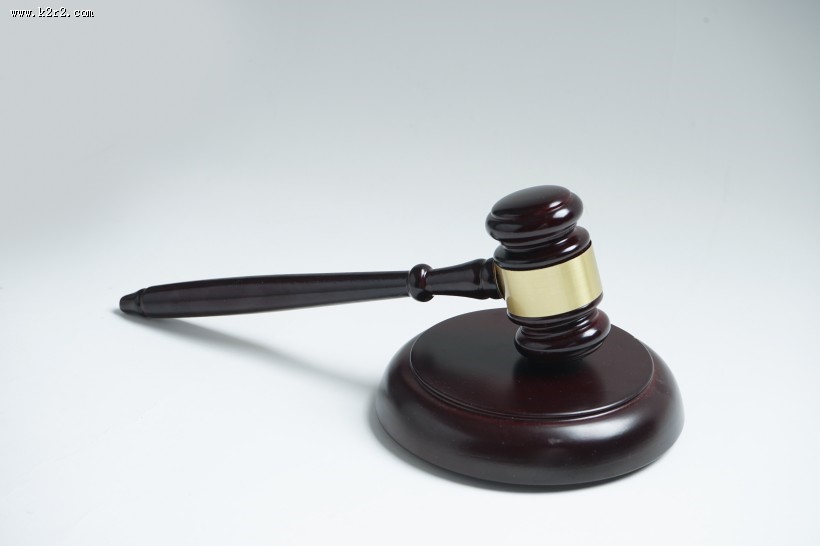 公正的法槌图片