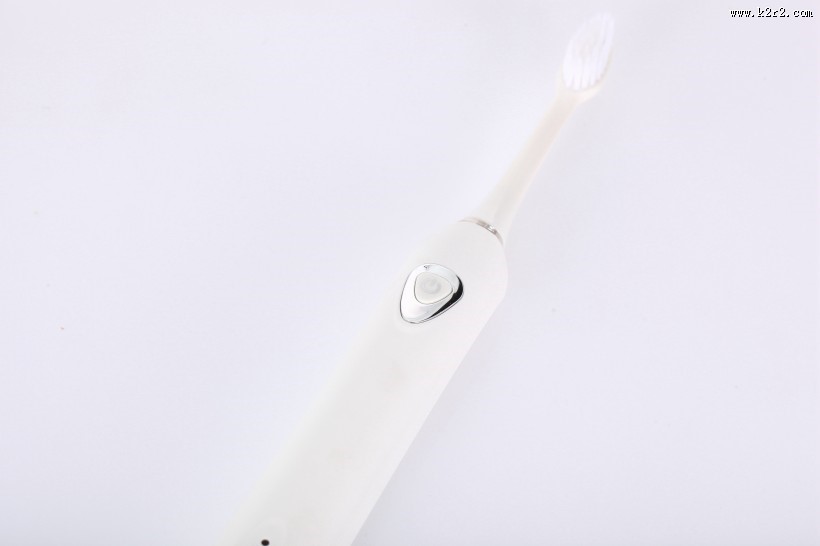 非常实用的电动牙刷图片