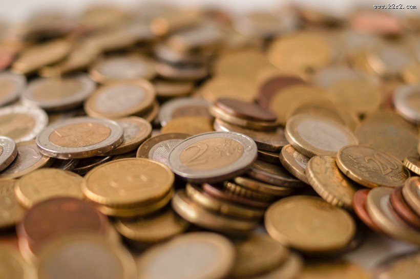 金闪闪的硬币图片