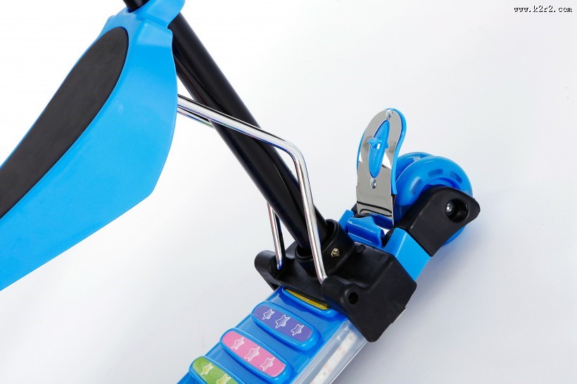 好玩的儿童滑板车图片