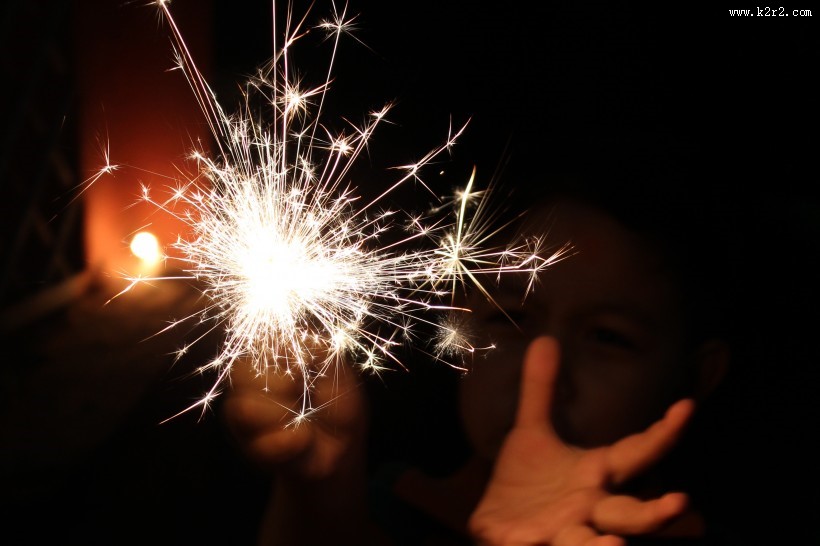 点燃的星光棒图片