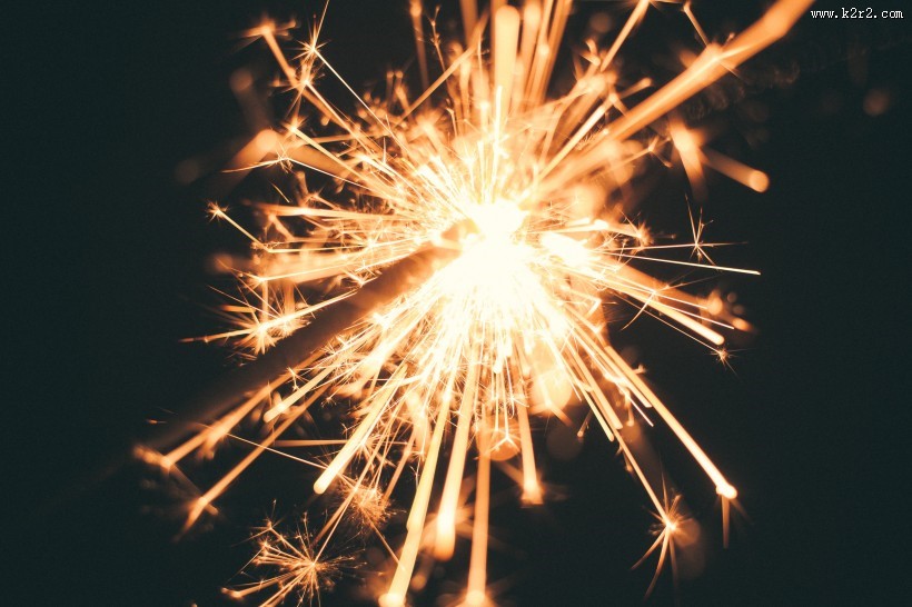 点燃的星光棒图片