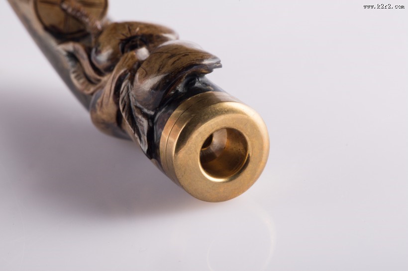 复古的木雕烟嘴图片