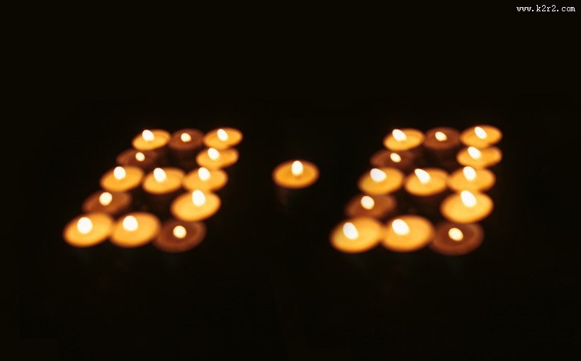 温暖的蜡烛烛光图片