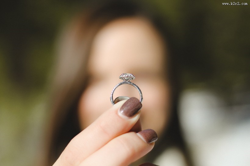 别致的钻戒图片