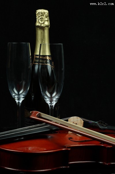 优雅的小提琴图片