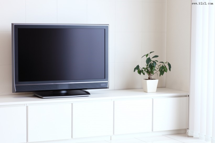客厅里的电视机图片