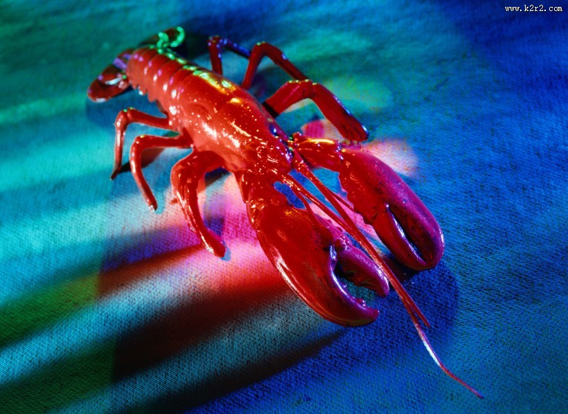 科幻色彩下的娱乐物件图片